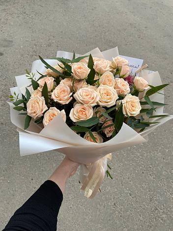 Букет Кремовые розы Латте в Азовской